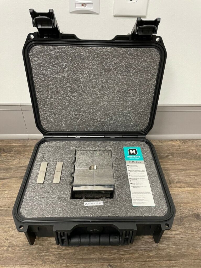 Instron ASTM D6641 CLC Test Fixture - Industrial Worldwide