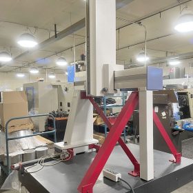 Mitutoyo Crysta-Plus M7106 Manual Coordinate Measuring Machine