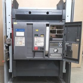 General Electric SSD25D325 Insulated Case Circuit Breaker