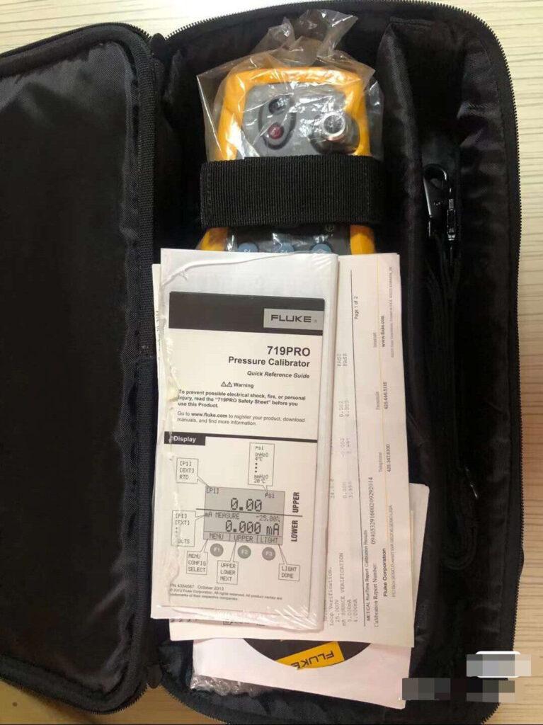 Fluke 719PRO150G Electric Pressure Calibrator